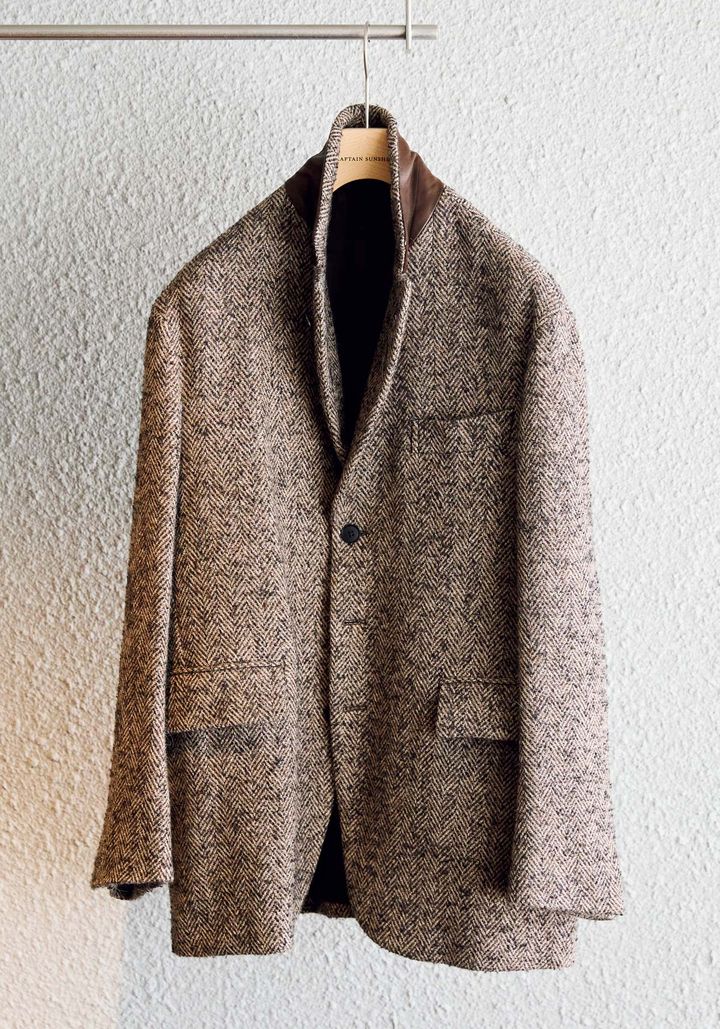 〈KAPTAIN SUNSHINE〉のツイードジャケット