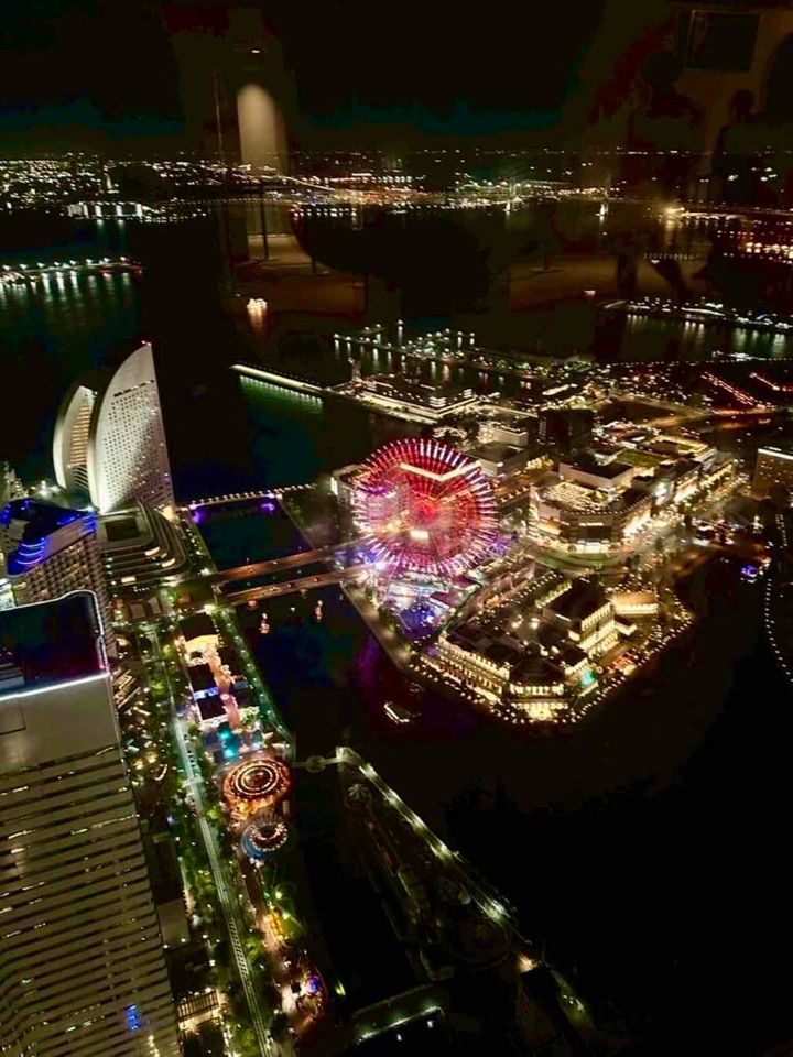 横浜ランドマークタワーの展望台からの風景