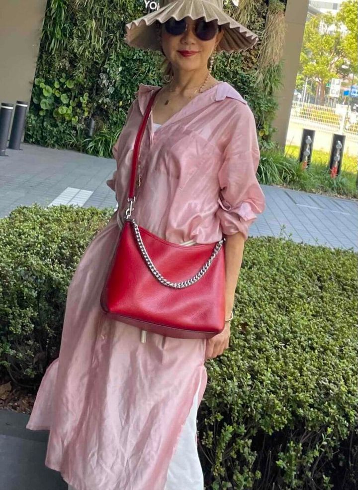 coachで見つけたトマトレッドのバッグ