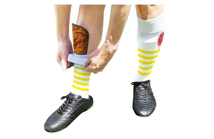 【スタンプ3個】ファミチキすね当て&ソックス