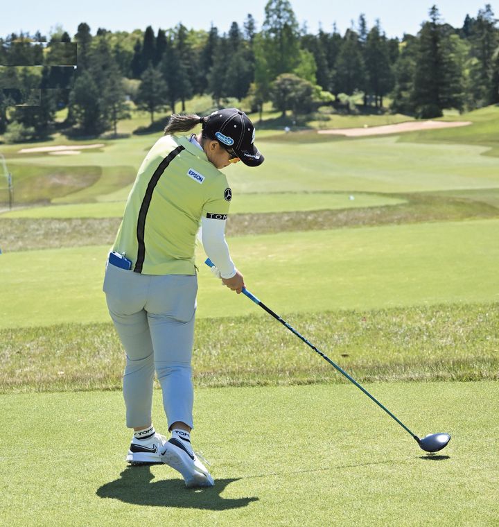 金澤志奈のインパクトを紹介！注目すべきポイントは「左足、右ヒジ、頭」の3つ