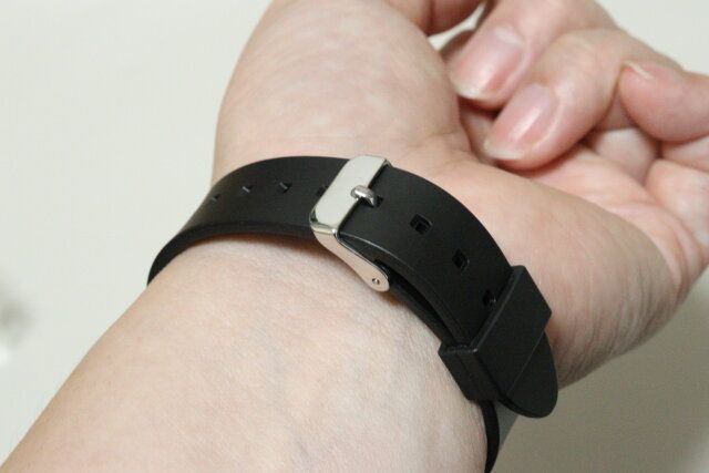 ダイソーのシンプルデザインウォッチのベルト