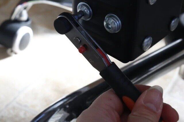 ダイソー ラチェットドライバー（ソケット、T型）