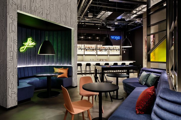 w xyz bar（アロフト大阪堂島）