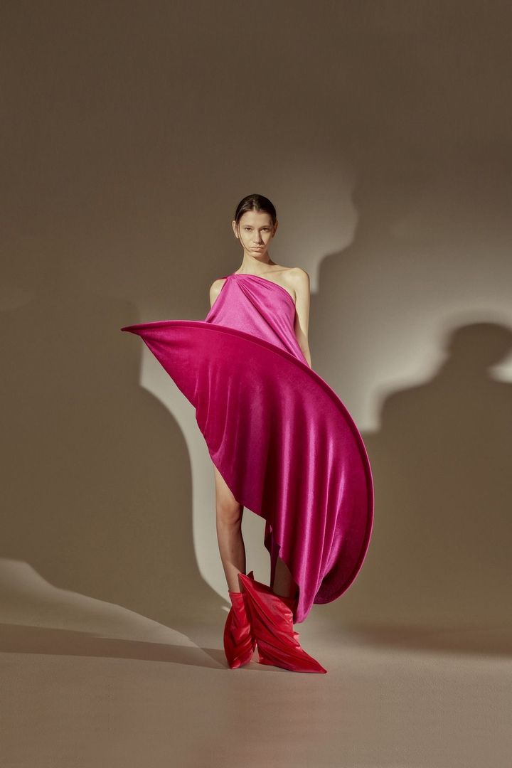 2026年春夏コレクション「004」