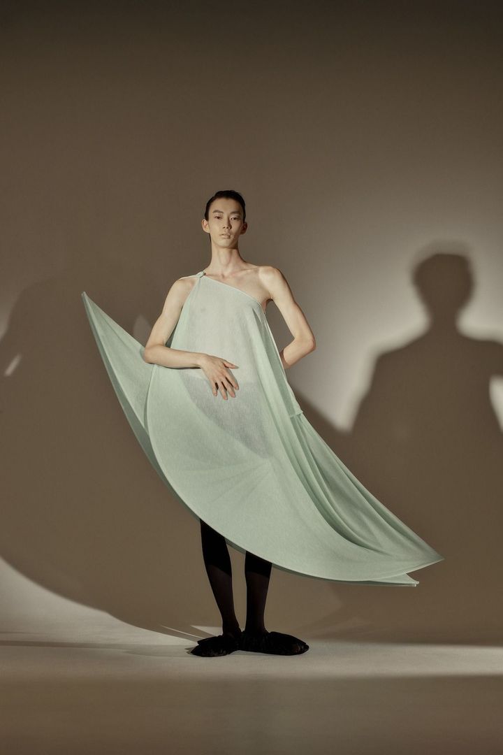 2026年春夏コレクション「004」