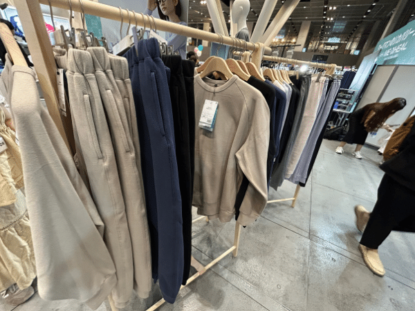 保冷力最強はどっち！？コメリVSアイリスオーヤマ で真空クーラーボックスを比較してみた