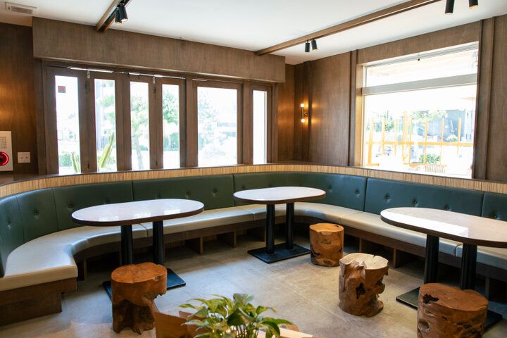 古都・鎌倉で新鮮野菜たっぷりのモーニング♪潮風を感じるテラスが心地いい「WOODBERRY COFFEE 鎌倉店」