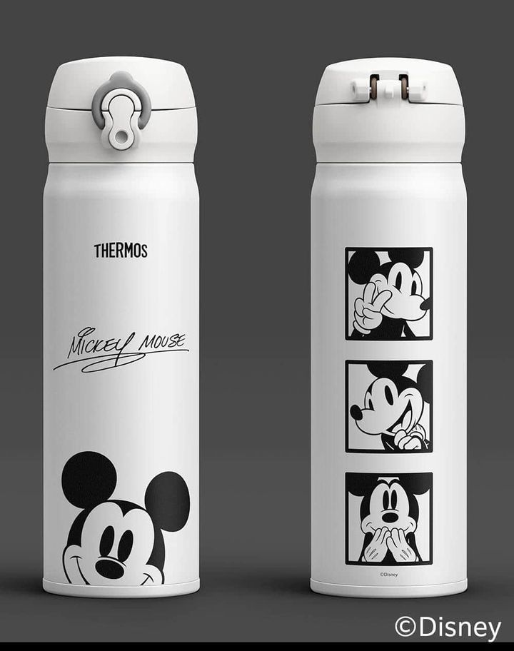 ミッキーたちと楽しく・おいしくドリンクを味わえる 