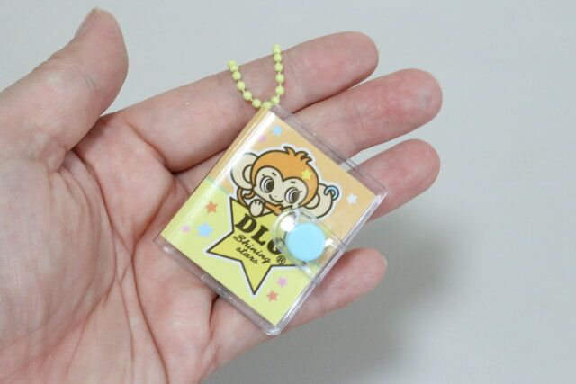 セリアのミニミニブックメモキーホルダー