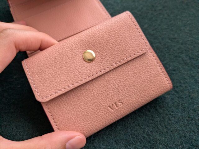 VIS ハートカット財布ミニ中身