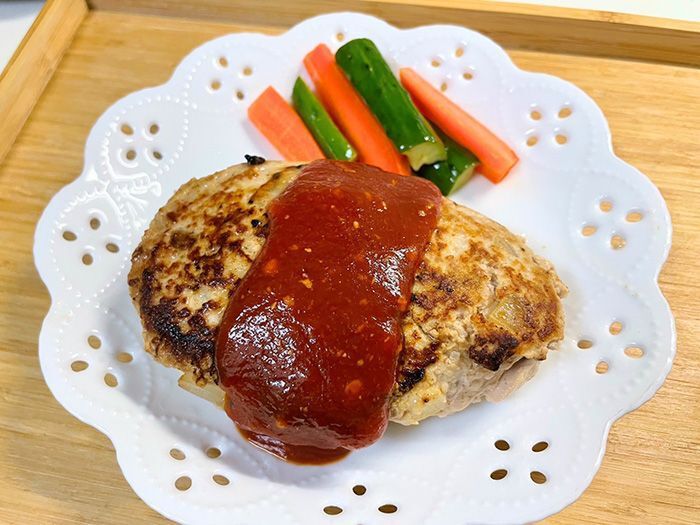 『家事ヤロウ‼!』料理界のレジェンド土井先生のハンバーグはこう！煮崩れるギリギリ食感が美味しい、ビッグハンバーグ