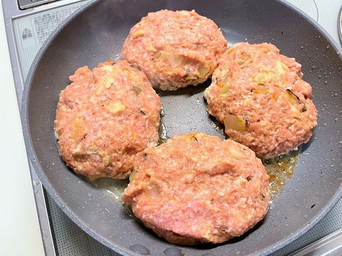 『家事ヤロウ‼!』料理界のレジェンド土井先生のハンバーグはこう！煮崩れるギリギリ食感が美味しい、ビッグハンバーグ