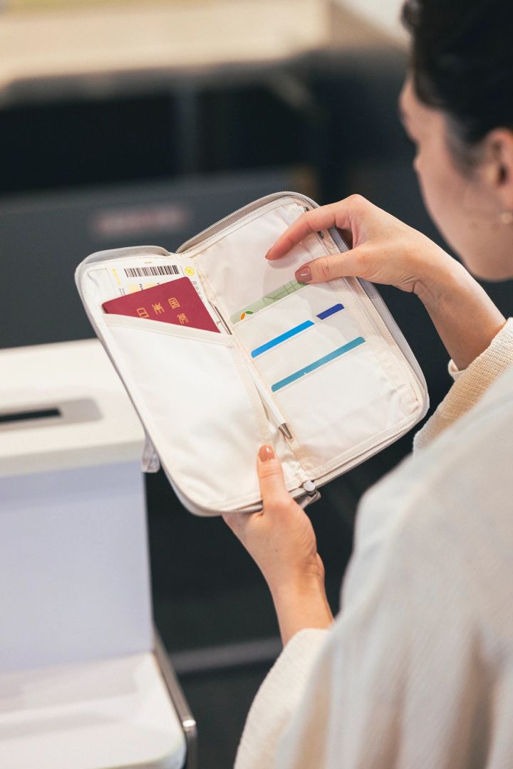 レスポートサック ひとりっぷ® MASTER TRAVEL WALLET