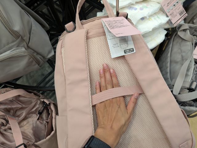 高撥水マザーズバッグインバッグリュックの裏側