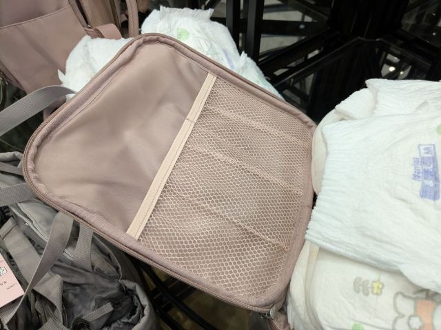 高撥水マザーズ圧縮ショルダーバッグの蓋の内側