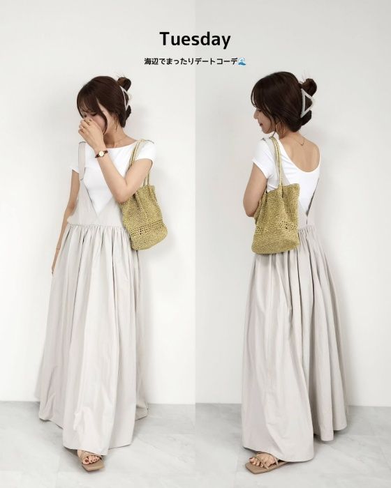 UNIQLOのホワイトの「エアリズムコットンローバックブラTシャツ」