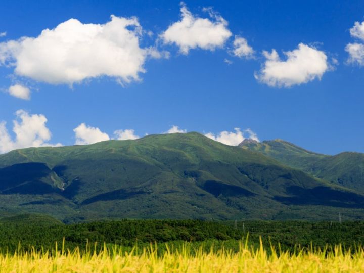 All About ニュース編集部が全国222人を対象に実施した「道の駅（絶景）」に関するアンケートの調査結果から、「絶景が楽しめると思う秋田県の道の駅」ランキングを発表！ 2位「清水の里・鳥海郷」を抑えた1位は？