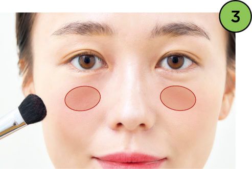 3.ローチークは黒目下に効かせて