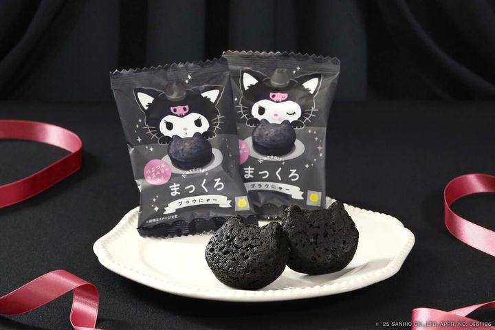 クロミのまっくろブラウにゃー