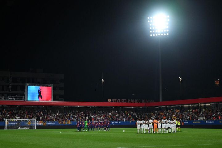 世界的ビッグクラブ、次のホーム戦も「6000人収容スタジアム」で開催…Jリーグで同規模のスタジアムはここ