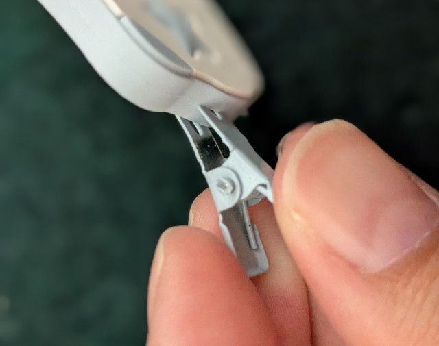 ヘアクリップの金具部分