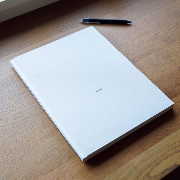 『FAMILIARITY』Curated by Lucie and Luke Meier