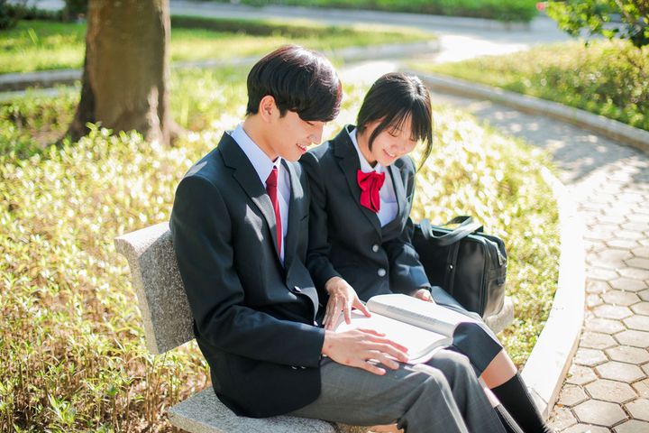 令和の高校生の8割が「結婚したい」と回答