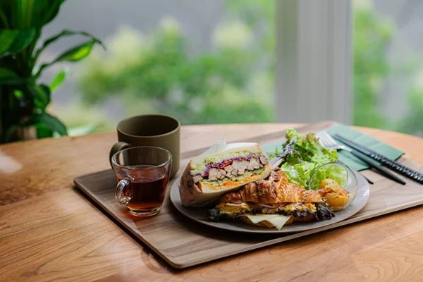 【福岡県福岡市】産後ケア施設「マテルニテ」に、ふたごを育てる母親専用プラン「ふたごの休日」が登場