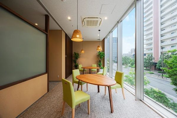 【福岡県福岡市】産後ケア施設「マテルニテ」に、ふたごを育てる母親専用プラン「ふたごの休日」が登場