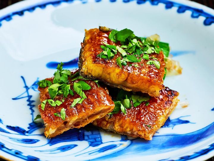 乃木坂『笄町 豪龍久保』の鰻の蒲焼