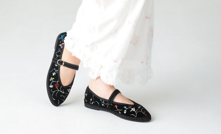 卓越した技術が織りなす美しいシューズ