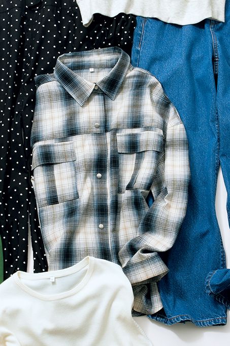 園へのお迎え…からのスーパーに駆け込みコーデは、ジーユーの靴やバッグで！ 秋のプチプラコーデ【最新号からちょっと見せ】の画像2