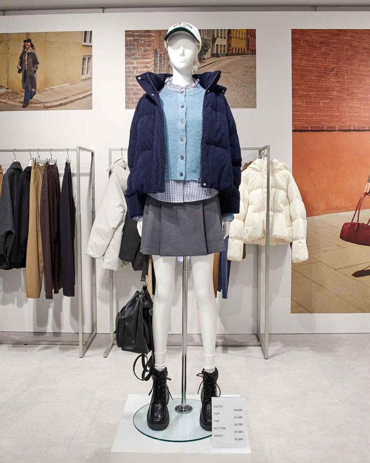 画像: サイドプリーツスコート ￥1,990（税込）