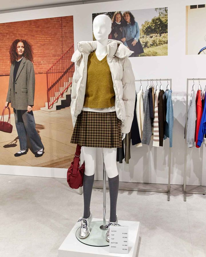 画像: サイドプリーツチェックスコート ￥1,990（税込）