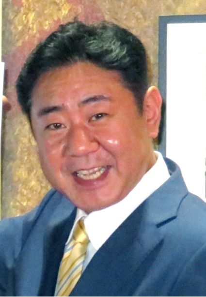 錦鯉・渡辺隆さん 【減量48日目】錦鯉・渡辺隆、ダイエット中に「ピザ4枚」でS