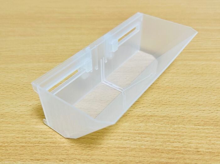 【セリア】ナゾの傾斜が逆にイイ！？「あそこに引っ掛けたら…え、天才すぎ♡」地味に優秀なアイテムの正体は！