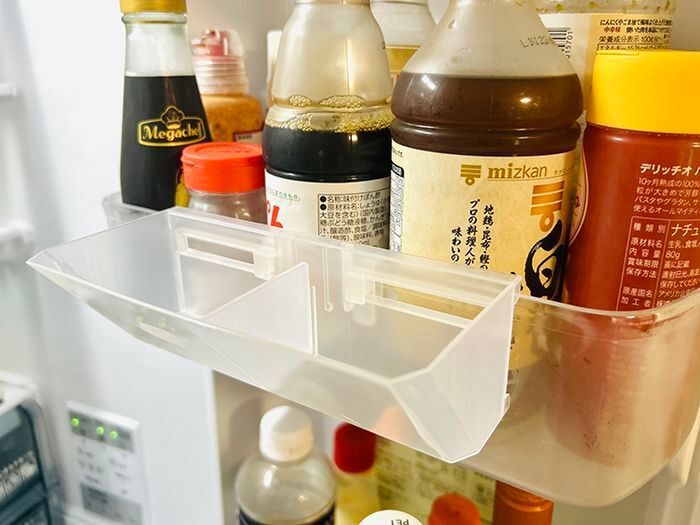 【セリア】ナゾの傾斜が逆にイイ！？「あそこに引っ掛けたら…え、天才すぎ♡」地味に優秀なアイテムの正体は！