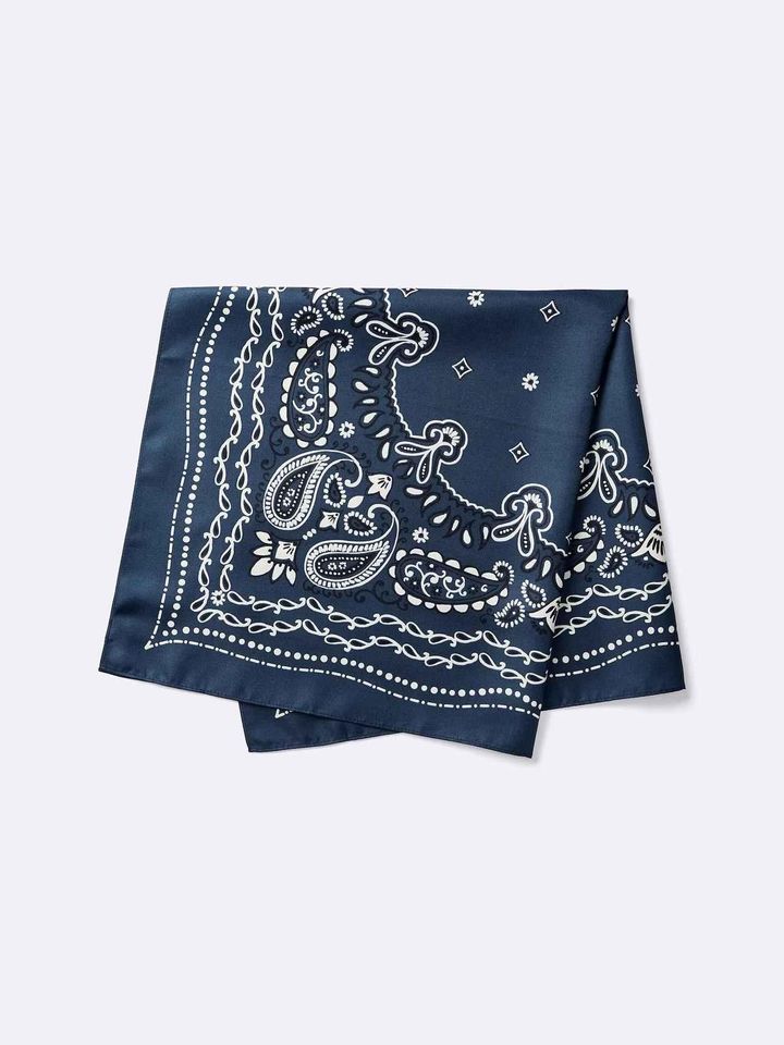 画像1: 出典：GU