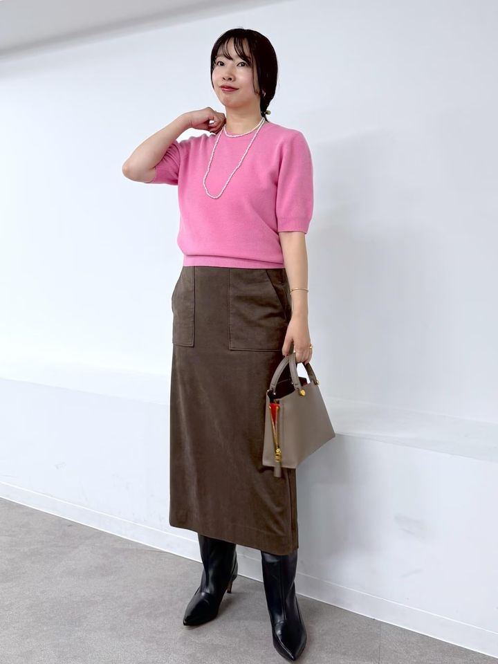 足首を含めた筒が太めのシルエットが今っぽい 出典： WEAR