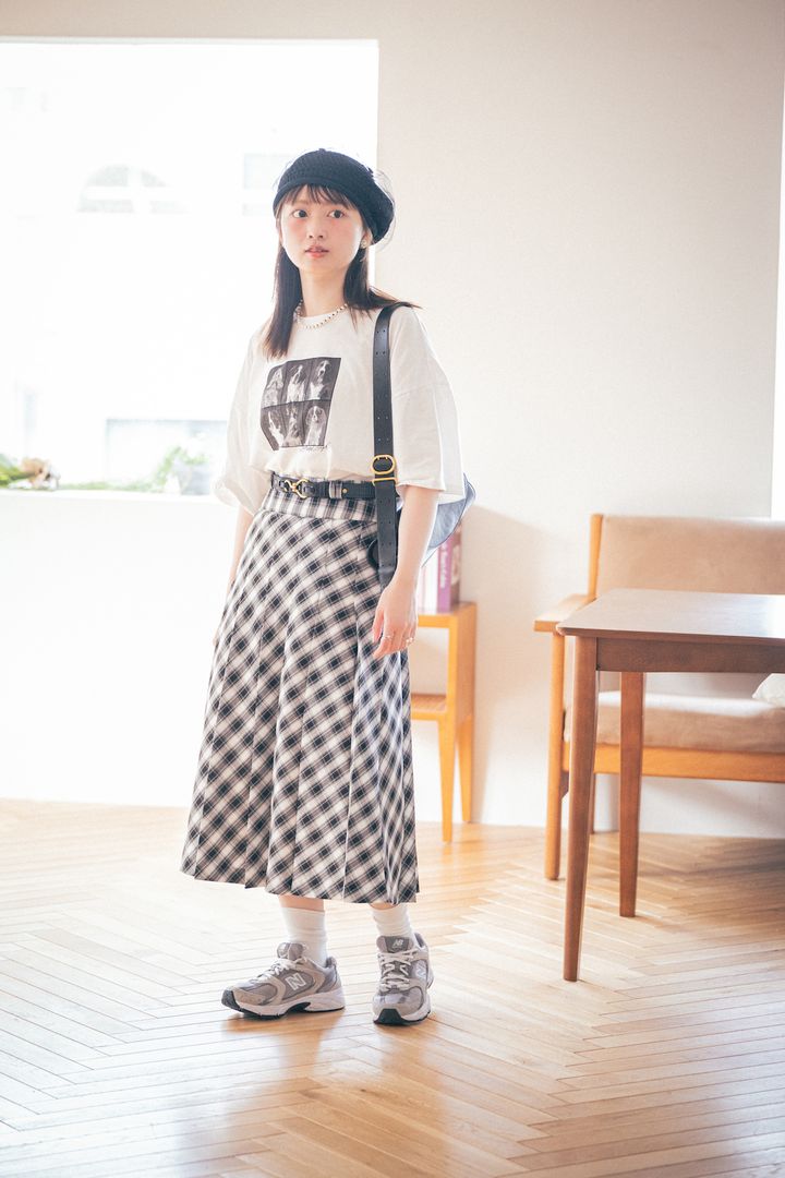 Tシャツの着こなし２選。レディに仕上げるには何を合わせたらいい？【FUDGE FRIEND おしゃれさんの毎日コーディネート｜Maruru】