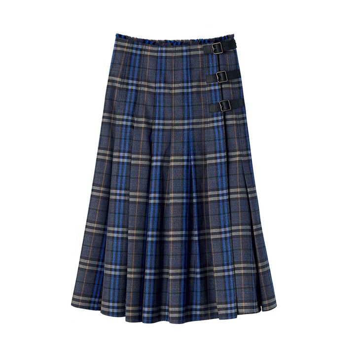 スカート ￥308,000／BURBERRY