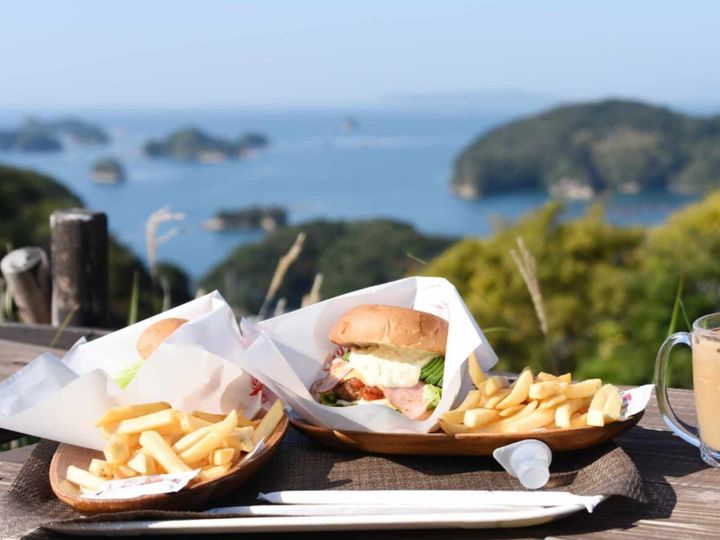 All About ニュース編集部が全国238人を対象に実施した「1人旅で行きたい温泉地」に関するアンケートの調査結果から、「1人旅で行きたい長崎県の温泉地」ランキングを発表！ 2位「佐世保温泉」を抑えた1位は？