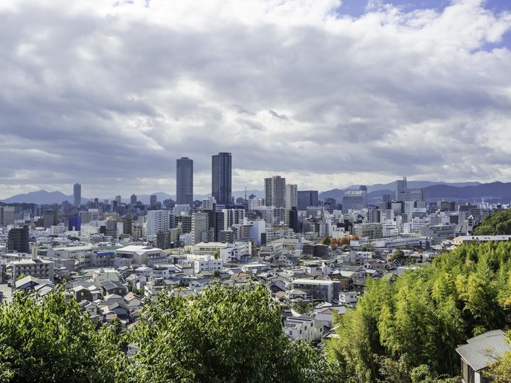 リクルートは、広島県に住む20歳以上の男女を対象に調査を行い、「SUUMO住みたい街ランキング2025 広島県版/広島市版」として発表しました。広島県民が選ぶ「住みたい自治体」ランキングの2位は「広島市南区」、1位は？