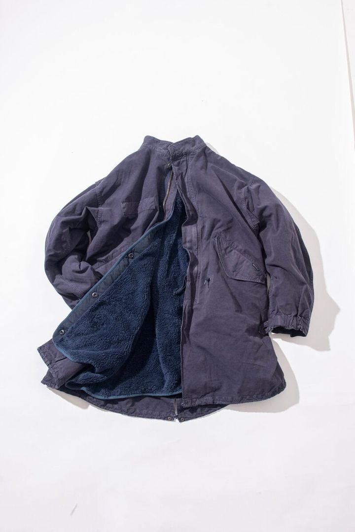 さらに裏返して、古着の M-65 フィッシュテールパーカや、今シーズン展開するヴィンテージタッサーフィッシュテールコートやジャカードデニムフィッシュテールコートにライナーとして着脱可能。