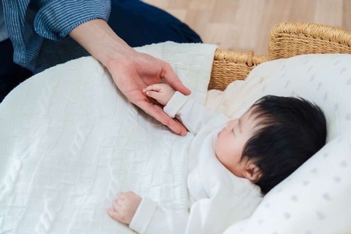 子供と一緒に過ごしたい（画像はPhotoAC）