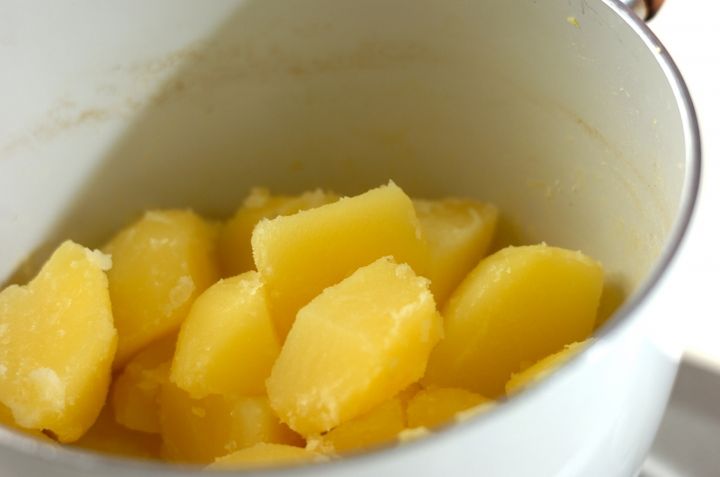 ソースや料理に活躍！バジルチーズ和え 大量消費にも by保田 美幸さんの作り方2