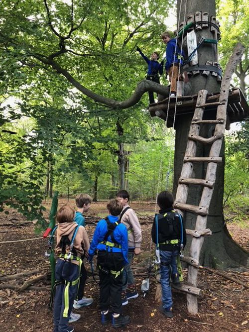 プレゼントや食事より「みんなでいっしょに遊ぶ」がメインの、ドイツのお誕生日会。だから親も気楽で、たくさん招待しても苦にならないのです【タベコト in Berlin・108】の画像4