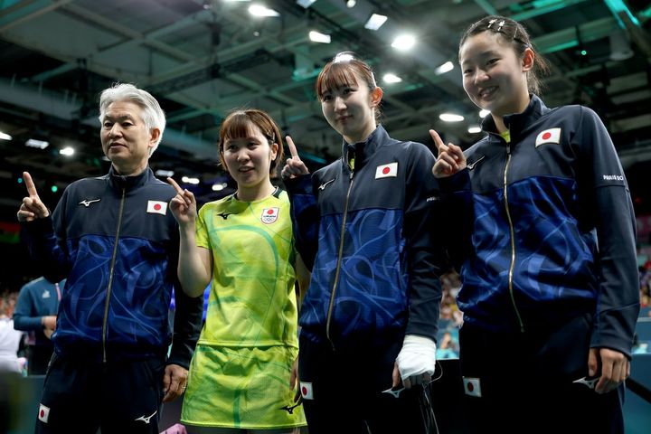 パリ五輪の卓球女子日本代表（C）Getty Images