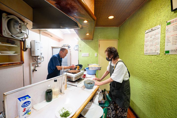 フォーシーズンの店内